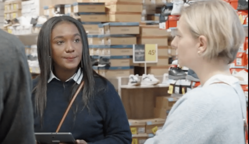 Jeanine, directrice régionale pour une enseigne de chaussures